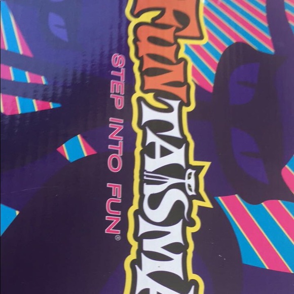 Fuchsia Heels! Size 9 - Picture 2 of 5